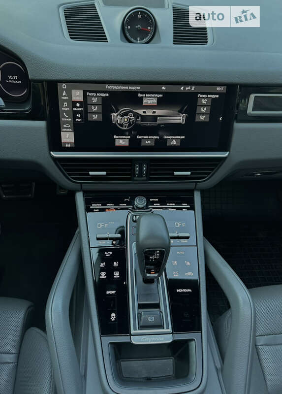 Позашляховик / Кросовер Porsche Cayenne 2020 в Одесі