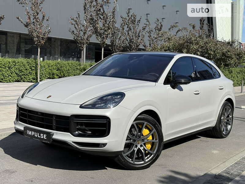 Внедорожник / Кроссовер Porsche Cayenne 2020 в Киеве
