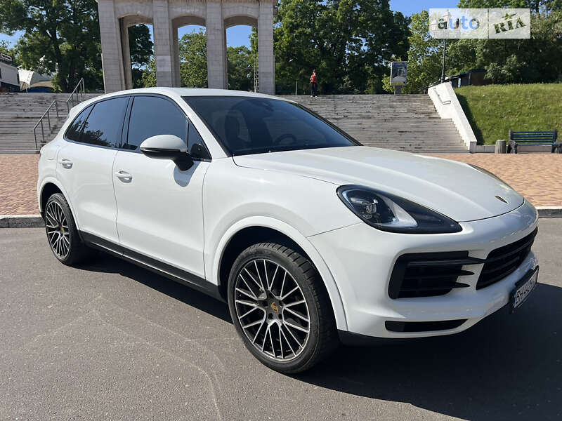 Позашляховик / Кросовер Porsche Cayenne 2018 в Одесі