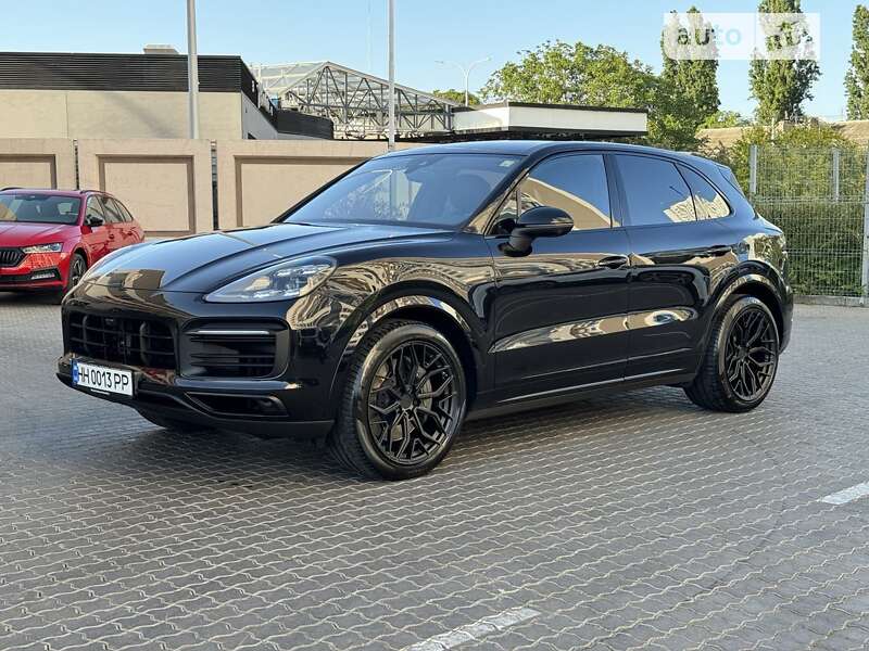 Porsche Cayenne 2020