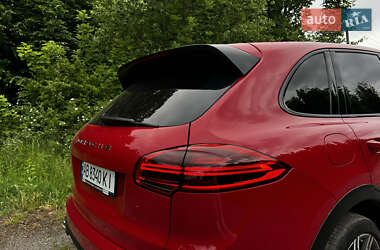 Внедорожник / Кроссовер Porsche Cayenne 2014 в 