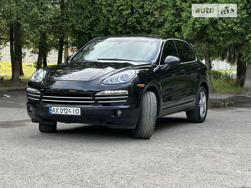 Внедорожник / Кроссовер Porsche Cayenne 2014 в Львове