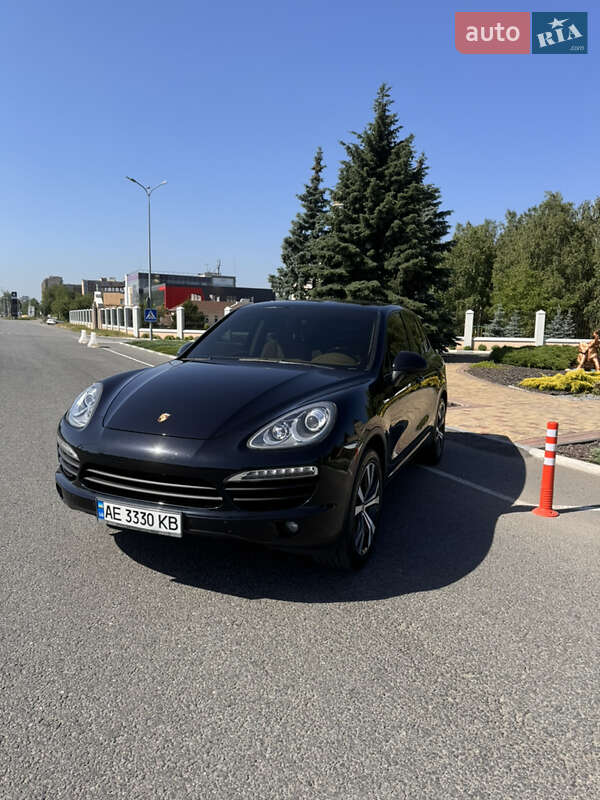 Позашляховик / Кросовер Porsche Cayenne 2012 в Дніпрі