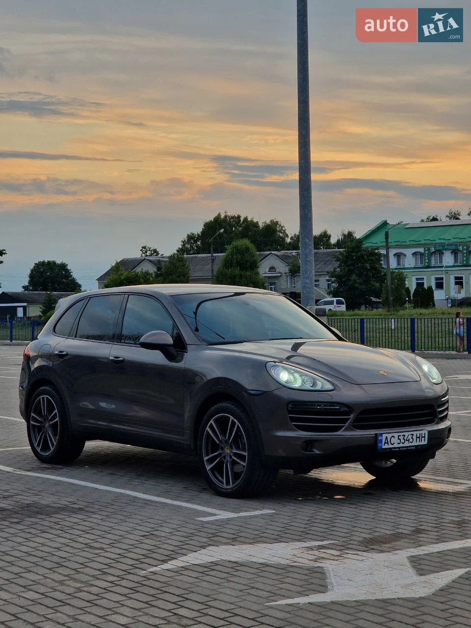 2012 Porsche Cayenne - мініатюра 20