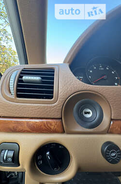 Внедорожник / Кроссовер Porsche Cayenne 2005 в 