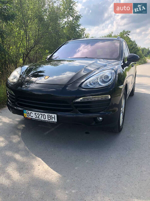 Позашляховик / Кросовер Porsche Cayenne 2011 в Львові
