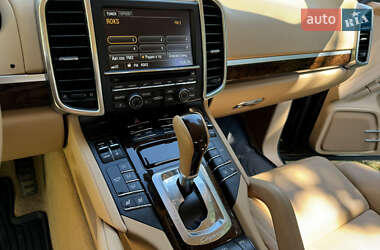 Внедорожник / Кроссовер Porsche Cayenne 2013 в Киеве