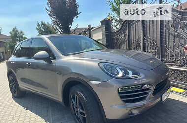 Внедорожник / Кроссовер Porsche Cayenne 2013 в 