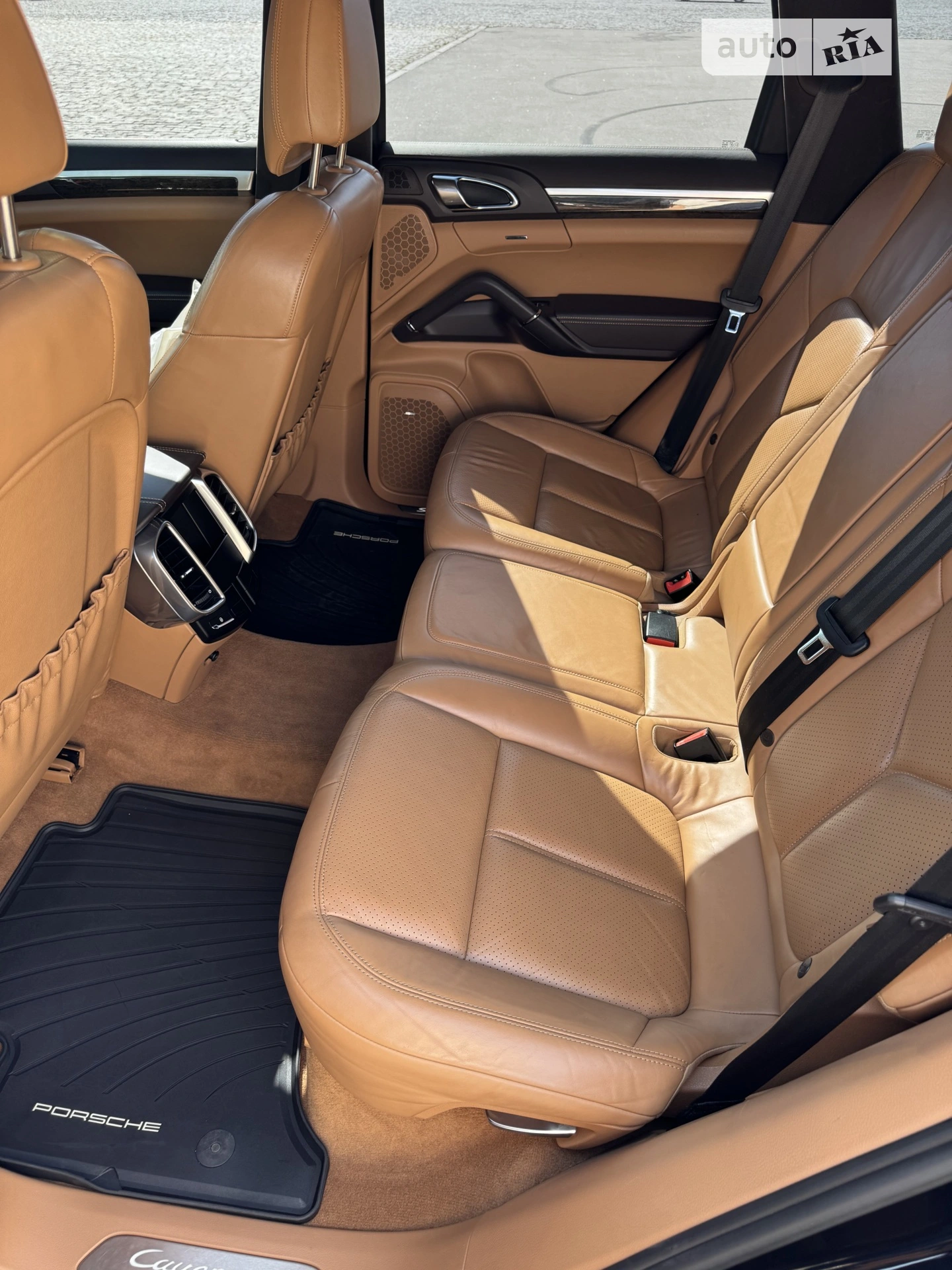 2011 Porsche Cayenne - мініатюра 11