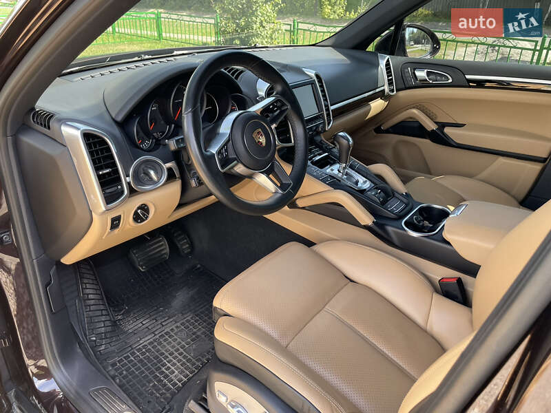Позашляховик / Кросовер Porsche Cayenne 2016 в Харкові фото 6 Позашляховик / Кросовер Porsche Cayenne 2016 в Харкові