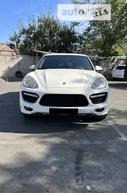 Внедорожник / Кроссовер Porsche Cayenne 2011 в Одессе