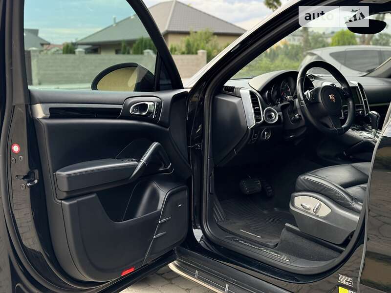 Позашляховик / Кросовер Porsche Cayenne 2014 в Тернополі фото 12 Позашляховик / Кросовер Porsche Cayenne 2014 в Тернополі