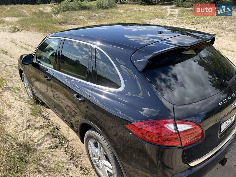 Внедорожник / Кроссовер Porsche Cayenne 2013 в Днепре
