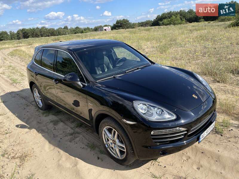 Внедорожник / Кроссовер Porsche Cayenne 2013 в Днепре