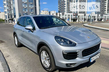 Позашляховик / Кросовер Porsche Cayenne 2015 в Києві