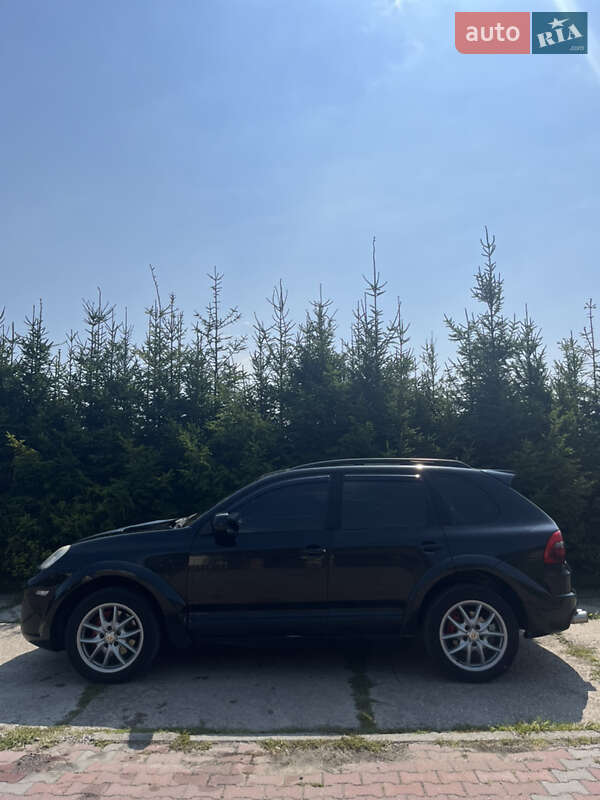 Внедорожник / Кроссовер Porsche Cayenne 2004 в Шепетовке