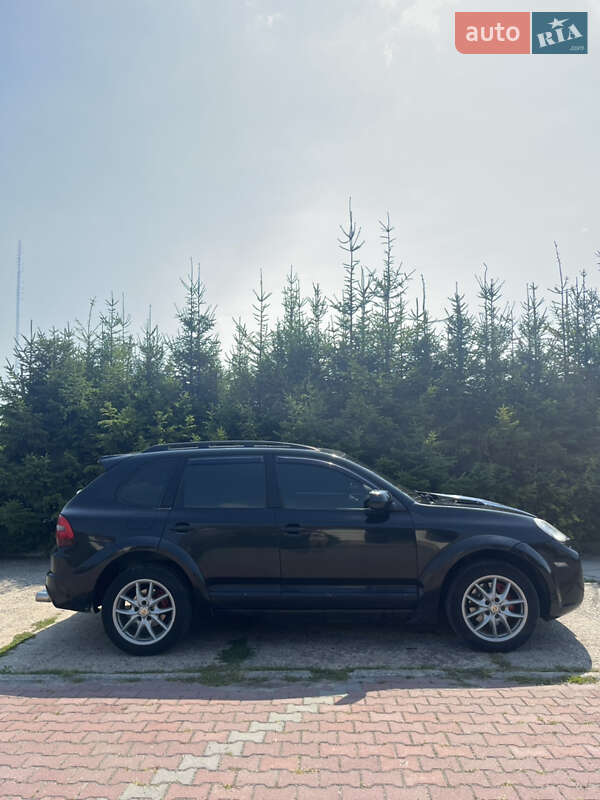 Внедорожник / Кроссовер Porsche Cayenne 2004 в Шепетовке