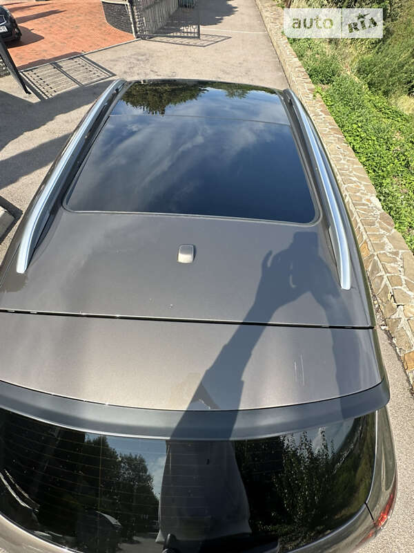 Внедорожник / Кроссовер Porsche Cayenne 2011 в Киеве