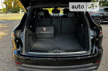 Внедорожник / Кроссовер Porsche Cayenne 2019 в Первомайске