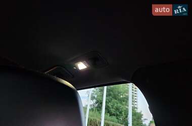 Внедорожник / Кроссовер Porsche Cayenne 2011 в 