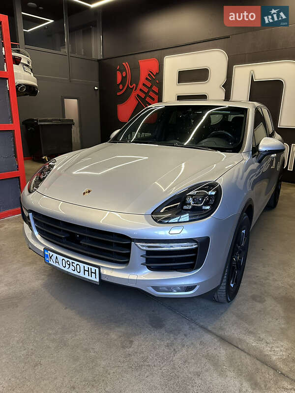 Внедорожник / Кроссовер Porsche Cayenne 2015 в Киеве фото 11 Внедорожник / Кроссовер Porsche Cayenne 2015 в Киеве