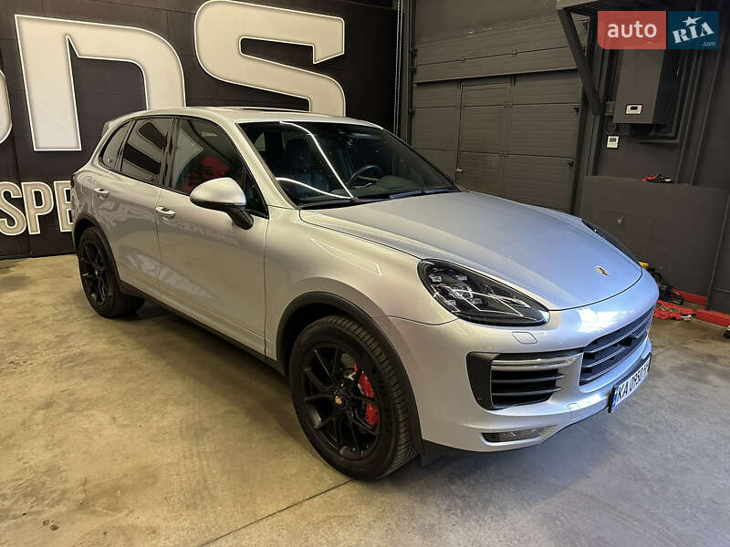 Внедорожник / Кроссовер Porsche Cayenne 2015 в Киеве фото 16 Внедорожник / Кроссовер Porsche Cayenne 2015 в Киеве