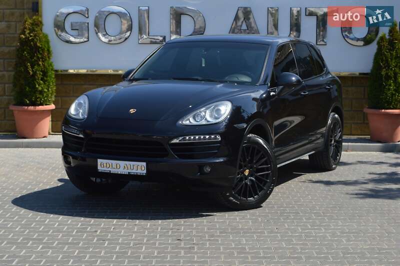 Позашляховик / Кросовер Porsche Cayenne 2013 в Одесі