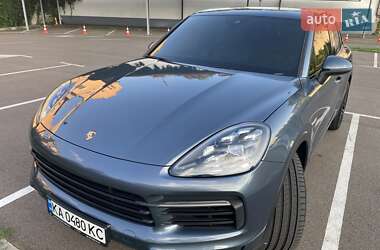 Внедорожник / Кроссовер Porsche Cayenne 2017 в 