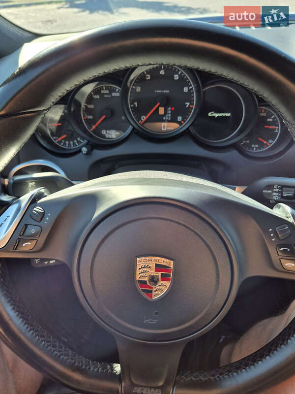 Позашляховик / Кросовер Porsche Cayenne 2012 в Києві