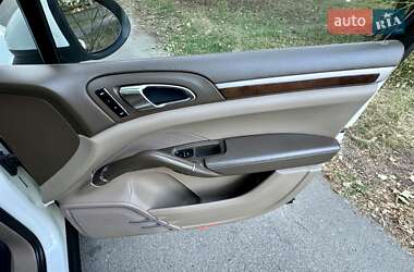 Позашляховик / Кросовер Porsche Cayenne 2011 в 