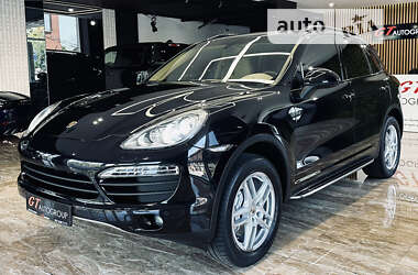 Позашляховик / Кросовер Porsche Cayenne 2011 в Києві