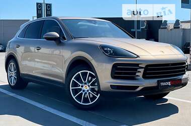 Позашляховик / Кросовер Porsche Cayenne 2018 в Києві