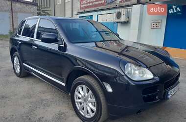Внедорожник / Кроссовер Porsche Cayenne 2005 в 