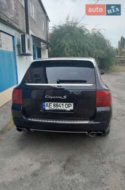 Внедорожник / Кроссовер Porsche Cayenne 2005 в 