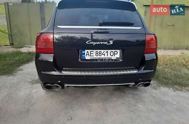 Внедорожник / Кроссовер Porsche Cayenne 2005 в 