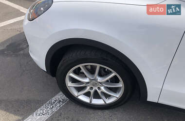 Внедорожник / Кроссовер Porsche Cayenne 2019 в 