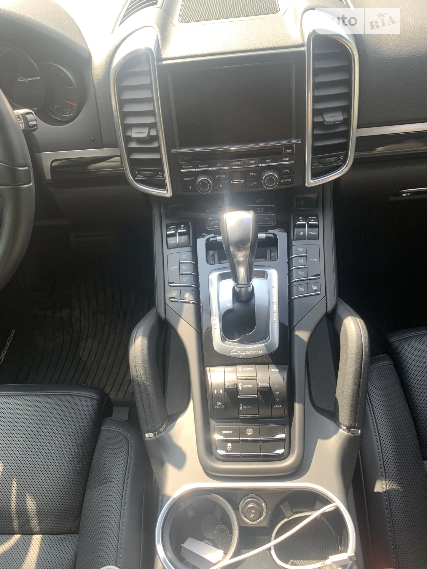 2013 Porsche Cayenne - мініатюра 12