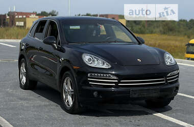 Позашляховик / Кросовер Porsche Cayenne 2014 в Львові