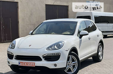 Внедорожник / Кроссовер Porsche Cayenne 2012 в Владимир-Волынском