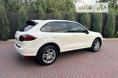 Внедорожник / Кроссовер Porsche Cayenne 2011 в Киеве