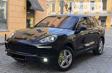 Внедорожник / Кроссовер Porsche Cayenne 2015 в Одессе