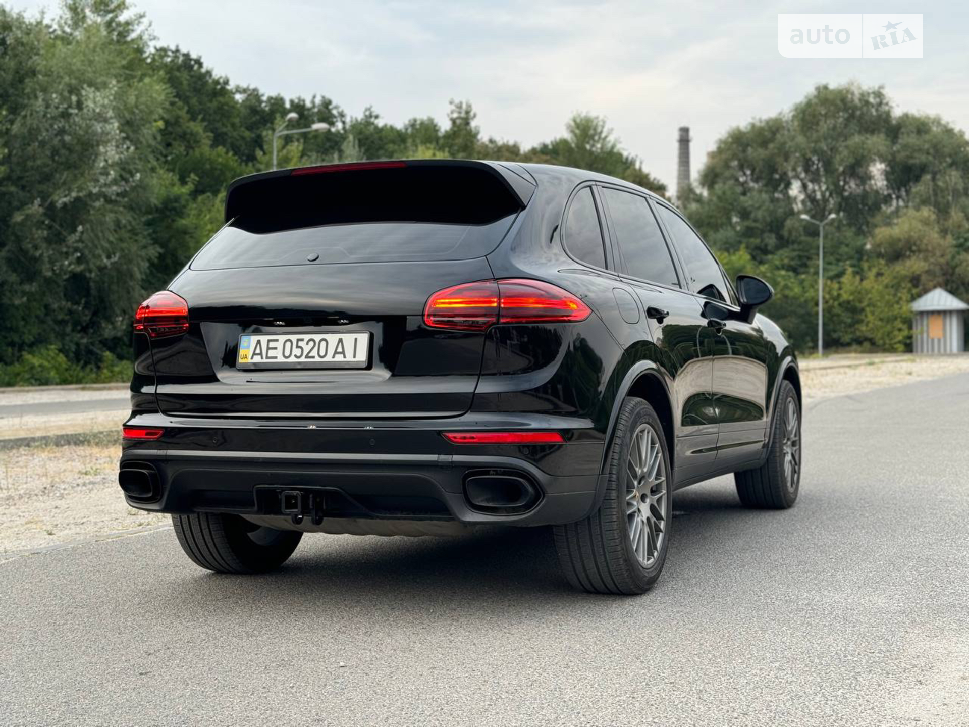 2016 Porsche Cayenne - мініатюра 4