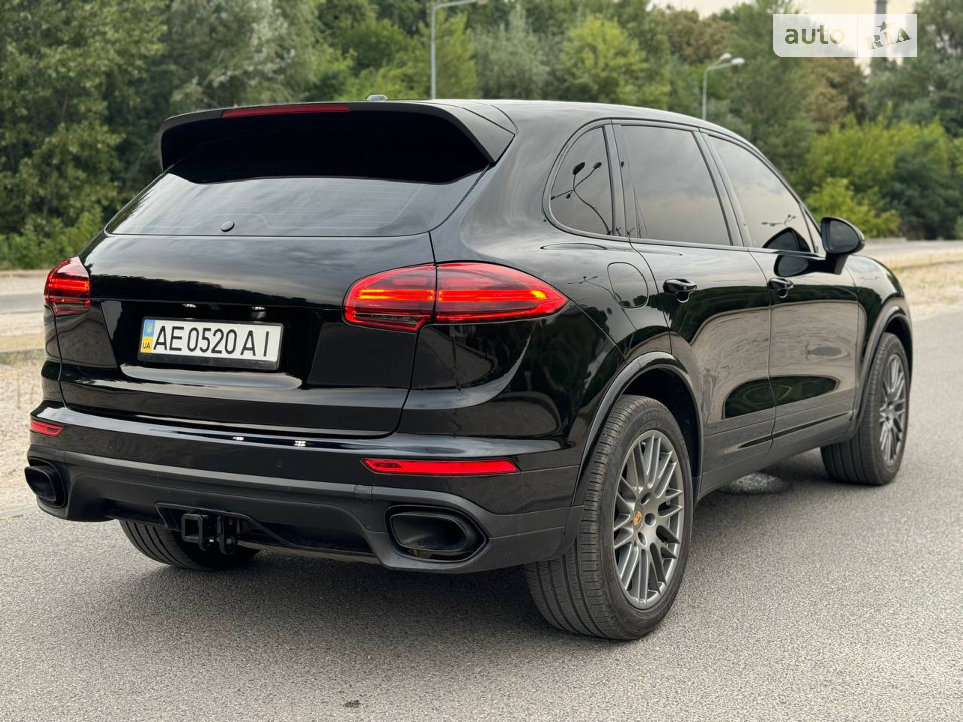 2016 Porsche Cayenne - мініатюра 10