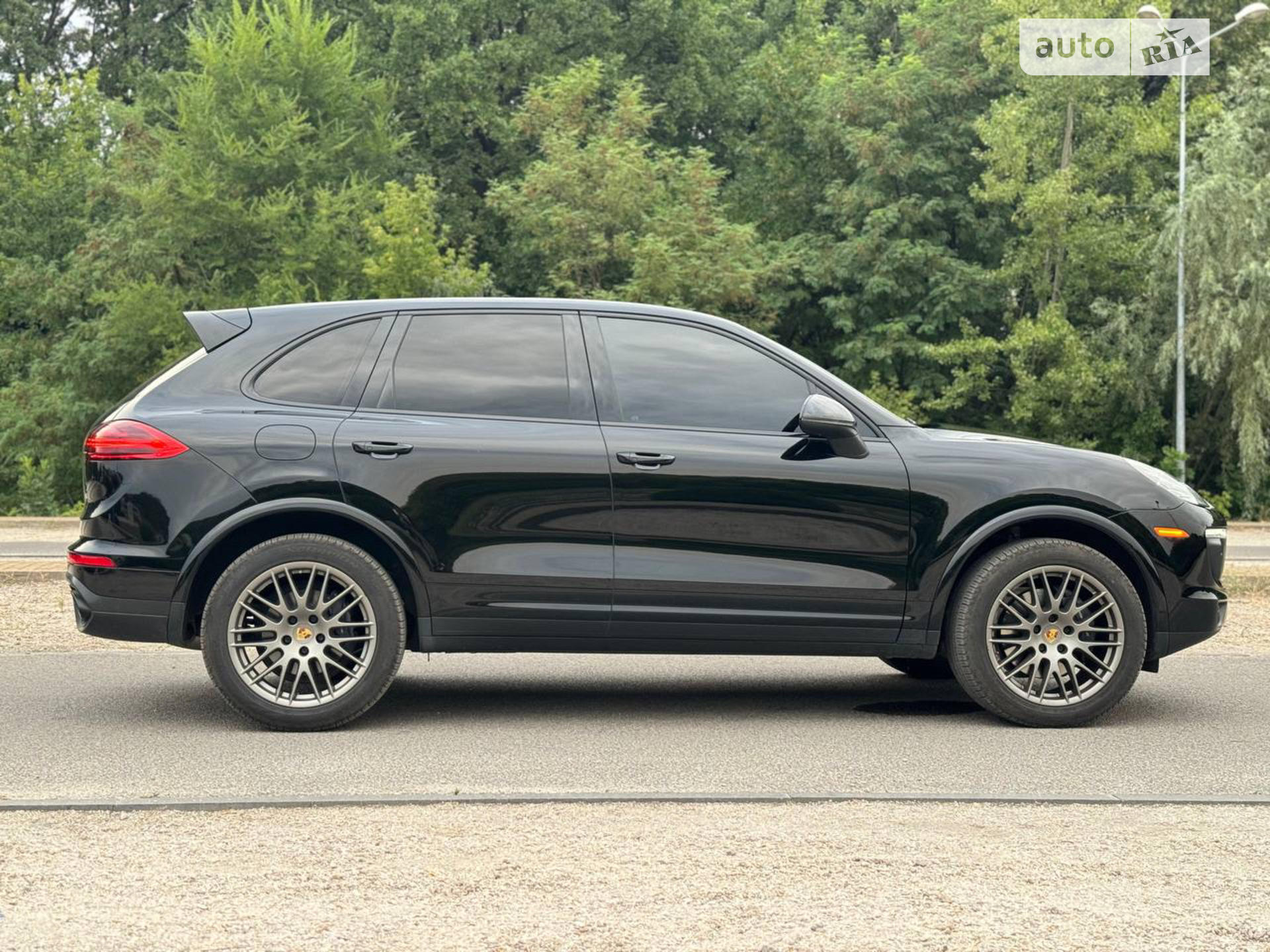 2016 Porsche Cayenne - мініатюра 11