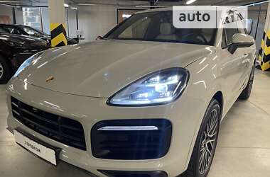 Позашляховик / Кросовер Porsche Cayenne 2022 в Києві