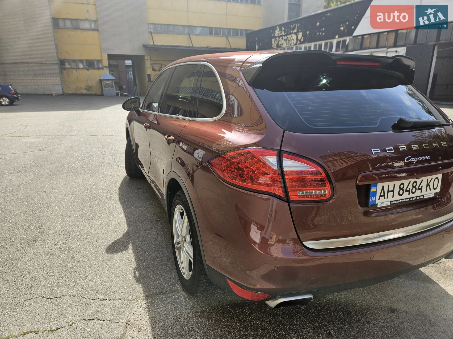 2012 Porsche Cayenne - мініатюра 17