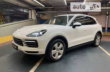 Внедорожник / Кроссовер Porsche Cayenne 2017 в Киеве