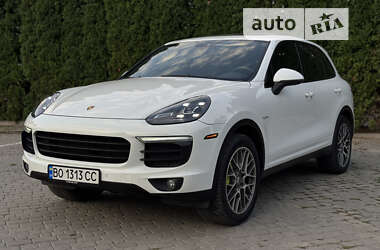 Позашляховик / Кросовер Porsche Cayenne 2014 в Тернополі