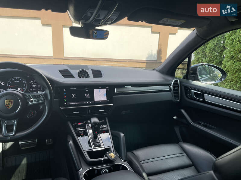 Позашляховик / Кросовер Porsche Cayenne 2021 в Києві