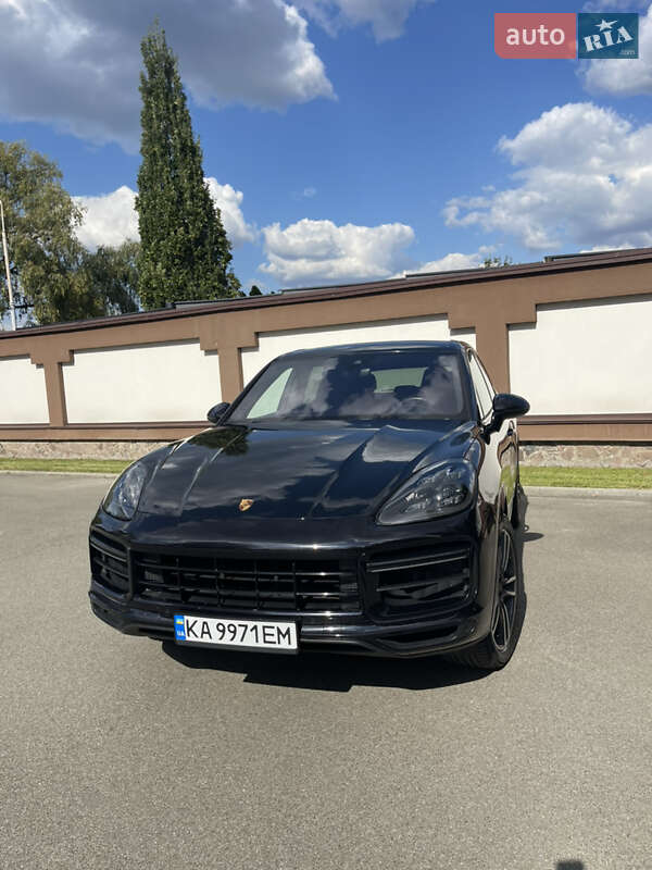 Позашляховик / Кросовер Porsche Cayenne 2021 в Києві